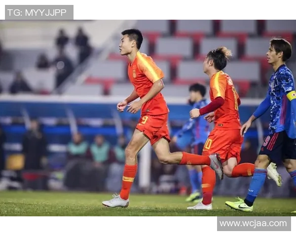 广州队与深圳队激战杨立瑜表现抢眼引发球迷热议