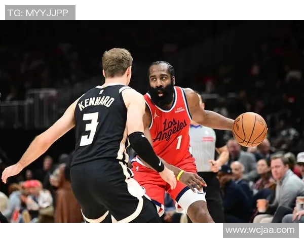 快船狂胜老鹰，获得次轮赛点