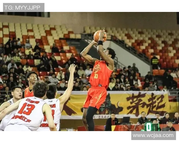 猛龙队主场战绩优异，东部第一位置争夺激烈