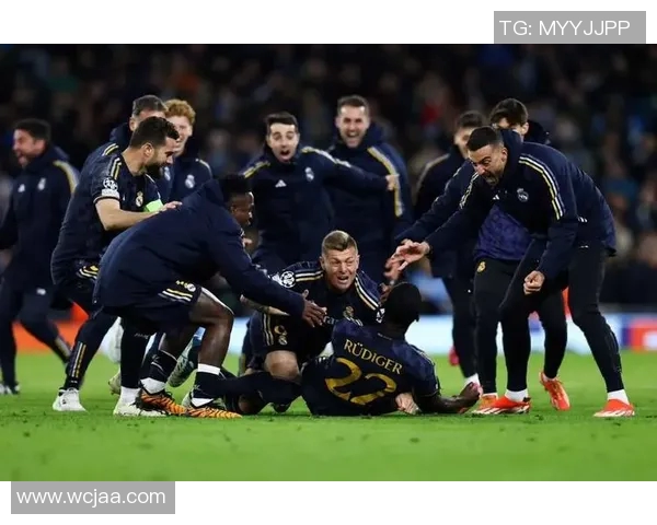 皇马逆袭！贝尔梅开二度绝杀利物浦，晋级欧冠四强！